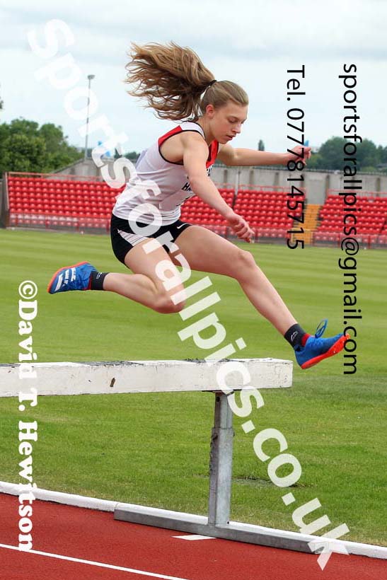 Steeplechase, 2021 Northumberland, Durham and Cleveland Schools. Photo: David T. Hewitson/Sports for All Pics